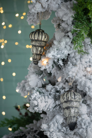 Sunvega Weathered Finish Iron Snowflake Hanging Ball Ornaments for Holiday Decor