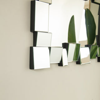 Sunvega Sunburst-Shaped PU Art Decorative Wall Mirror for Bathroom Bedroom