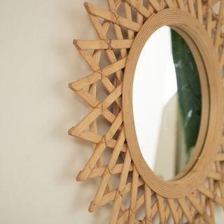 Sunvega Sunburst-Shaped PU Art Decorative Wall Mirror for Bathroom Bedroom