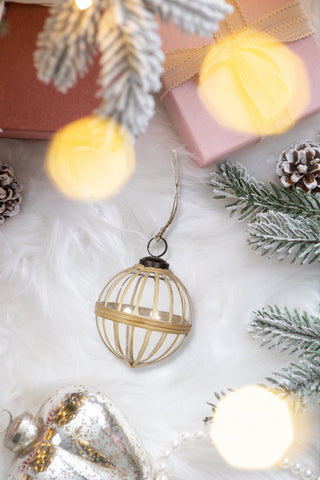 Sunvega Weathered Finish Iron Snowflake Hanging Ball Ornaments for Holiday Decor