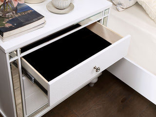 Sunvega Contemporary White High Gloss Lacquer Nightstand with Chrome Handles and USB Charger