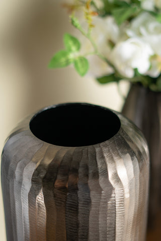 Sunvega Gold Aluminum Chisel Flower Vase with a Short Round Metallic Silhouette