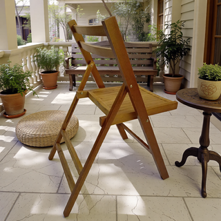 Sunvega Solid Wood Folding Chairs with Slatted Seat and Open Back for Events Set of 4