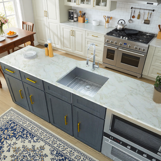 Sunvega 32x19 Inch Undermount Kitchen Sink with Superior Drainage and Soundproofing