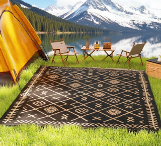 Sunvega Reversible Outdoor Rug with Protective Coating and Strap Stakes for Patio