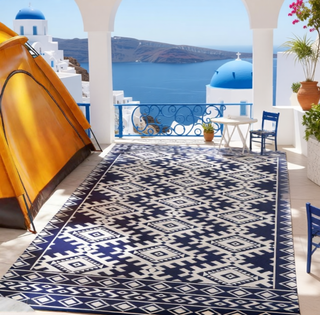 Sunvega Reversible Outdoor Rug with Protective Coating and Strap Stakes for Patio