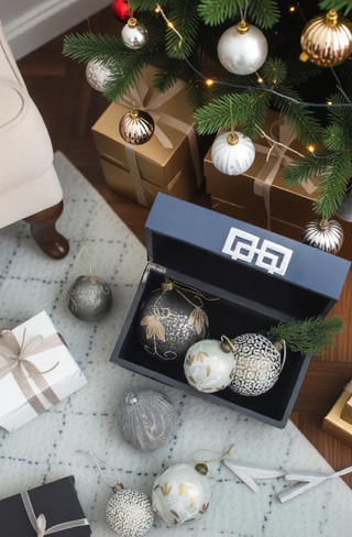 Sunvega Glass Glitter Painted Christmas Ball Ornaments Set of 12 for Holiday Decor