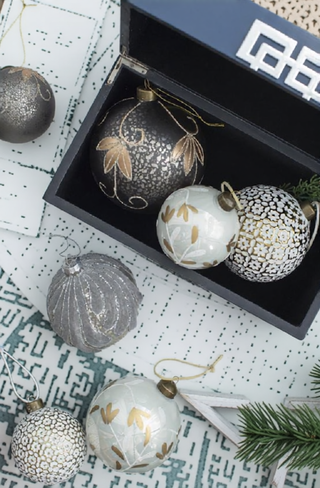Sunvega Glass Glitter Painted Christmas Ball Ornaments Set of 12 for Holiday Decor
