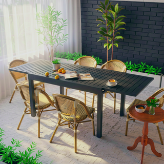Sunvega Expandable Aluminum Patio Dining Table with E-Coating for 4-6 Person