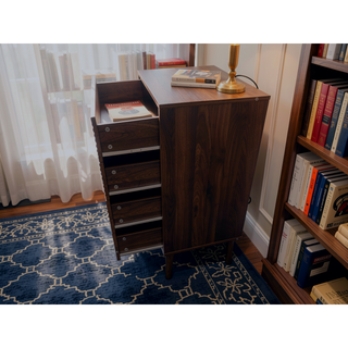 Sunvega Modern Walnut Wooden 4-Drawer Dresser with Metal Knobs for Bedroom
