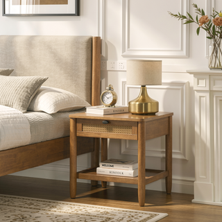 Sunvega 6-Piece Rubberwood Bedroom Set with Queen Bed Dresser Mirror Nightstands Chest