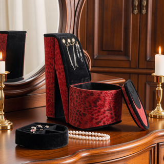 Sunvega High Heel Shoe Design Purple Velvet Jewelry Box with Display Hooks