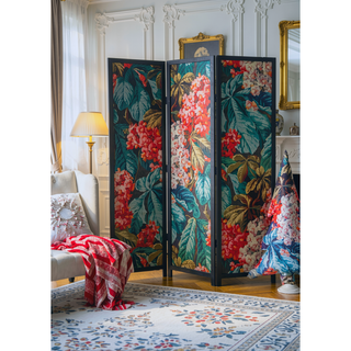 Sunvega Three-Panel Decorative Screen with Bold Pattern and Classic Wood Design