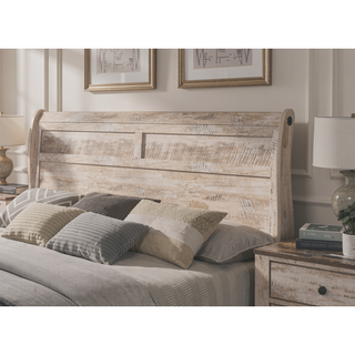Sunvega White Wash Finish Queen Sleigh Bed Dresser Mirror Nightstand Chest Set