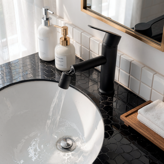 Sunvega Single Handle Bathroom Sink Faucet with 360 Rotating Aerator and Pop Up Drain