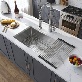 Sunvega 32x19 Inch Undermount Kitchen Sink with Superior Drainage and Soundproofing