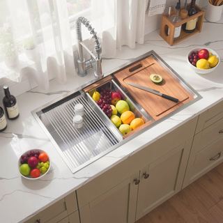 Sunvega 33 x 19 Inch Undermount Stainless Steel Workstation Sink with Accessories