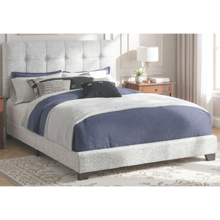 Sunvega Queen Size Upholstered Bed Frame in Light Grey Boucle with Tufted Headboard