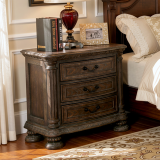 Sunvega Traditional Rustic Solid Wood Nightstand with Bronze Hanging Pulls and 3 Drawers