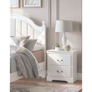 Sunvega Traditional White Wooden Nightstand with 2 Dovetail Drawers and Satin Nickel Handles