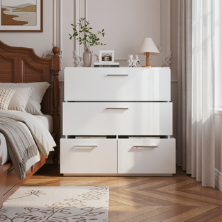 Sunvega 4 Drawer White Dresser with Sturdy Legs and Modern Design for Bedroom