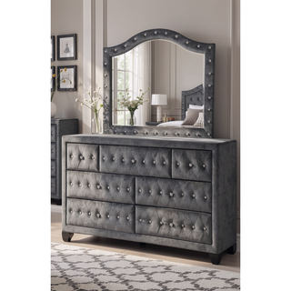 Sunvega Cream Velvet Upholstered Crystal Tufted 7-Drawer Dresser with Wood Frame