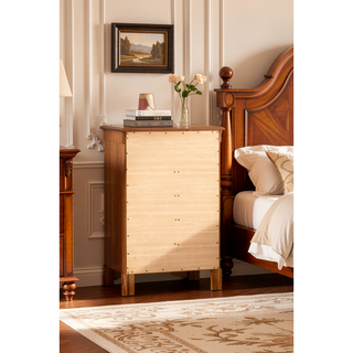 Sunvega Traditional Oak Bedroom Chest With Carved Bases and Curved Mouldings