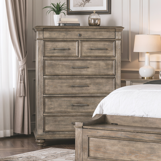 Sunvega Transitional Aged Oak Solid Wood 7-Drawer Chest with Bun Feet
