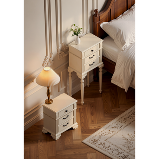 Sunvega Antique White Traditional Nightstand with USB Charger and Felt-Lined Drawers