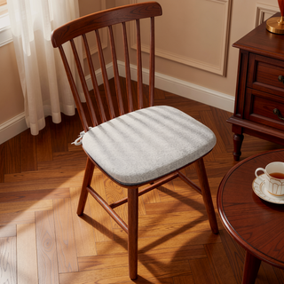 Sunvega Solid Wood Windsor Kitchen Chairs with Cushioned Seats for Modern Dining