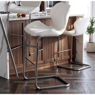 Sunvega 4-Piece White Bar Stool Set with Bucket Seats and Metal Footrest