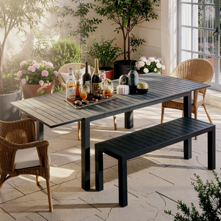 Sunvega Expandable Aluminum Patio Dining Table with E-Coating for 4-6 Person
