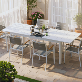 Sunvega Expandable Aluminum Patio Dining Table with E-Coating for 4-6 Person