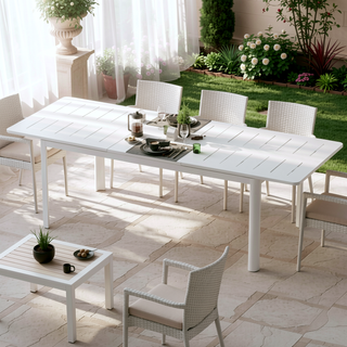 Sunvega Expandable Aluminum Patio Dining Table with E-Coating for 4-6 Person