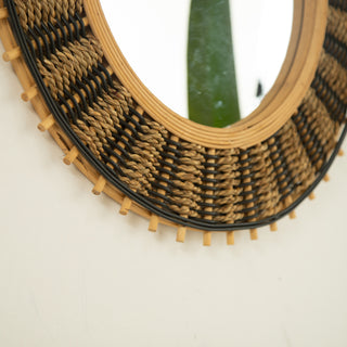 Sunvega Sunburst-Shaped PU Art Decorative Wall Mirror for Bathroom Bedroom