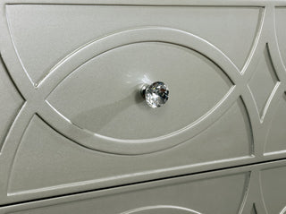 Sunvega Silver Finish Round Acrylic Knob with Crystal and Mirror Accents