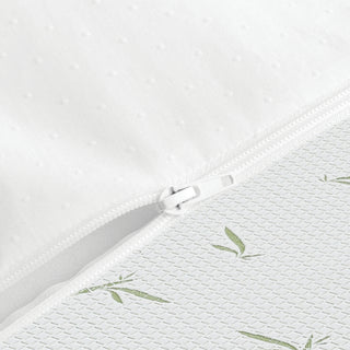 Sunvega 8-Inch Dual Layer Memory Foam Mattress with Bamboo Infused Cover Queen