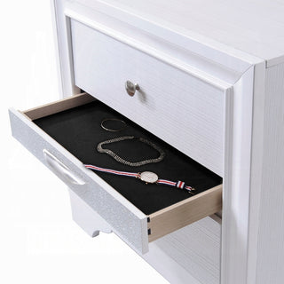 Sunvega Black Finish Wooden Nightstand with 3 Drawers and Curved Legs
